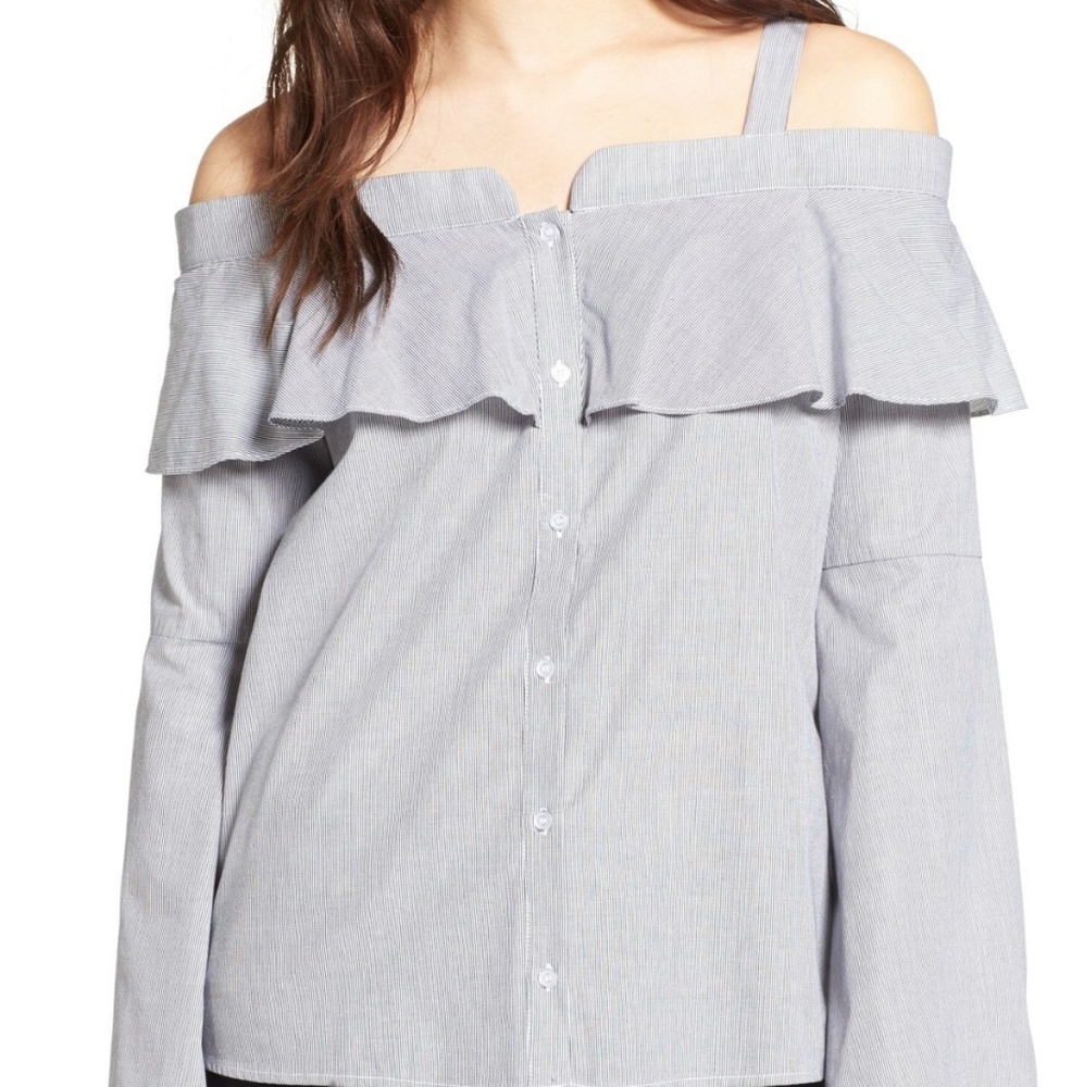 Cold Shoulder Ruffle Blouse - Picture 2 of 5